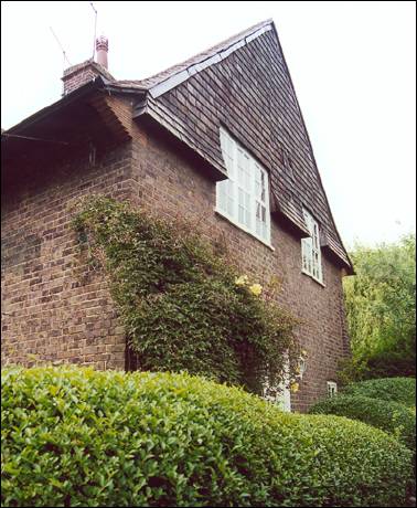 59 Asmuns Place a
